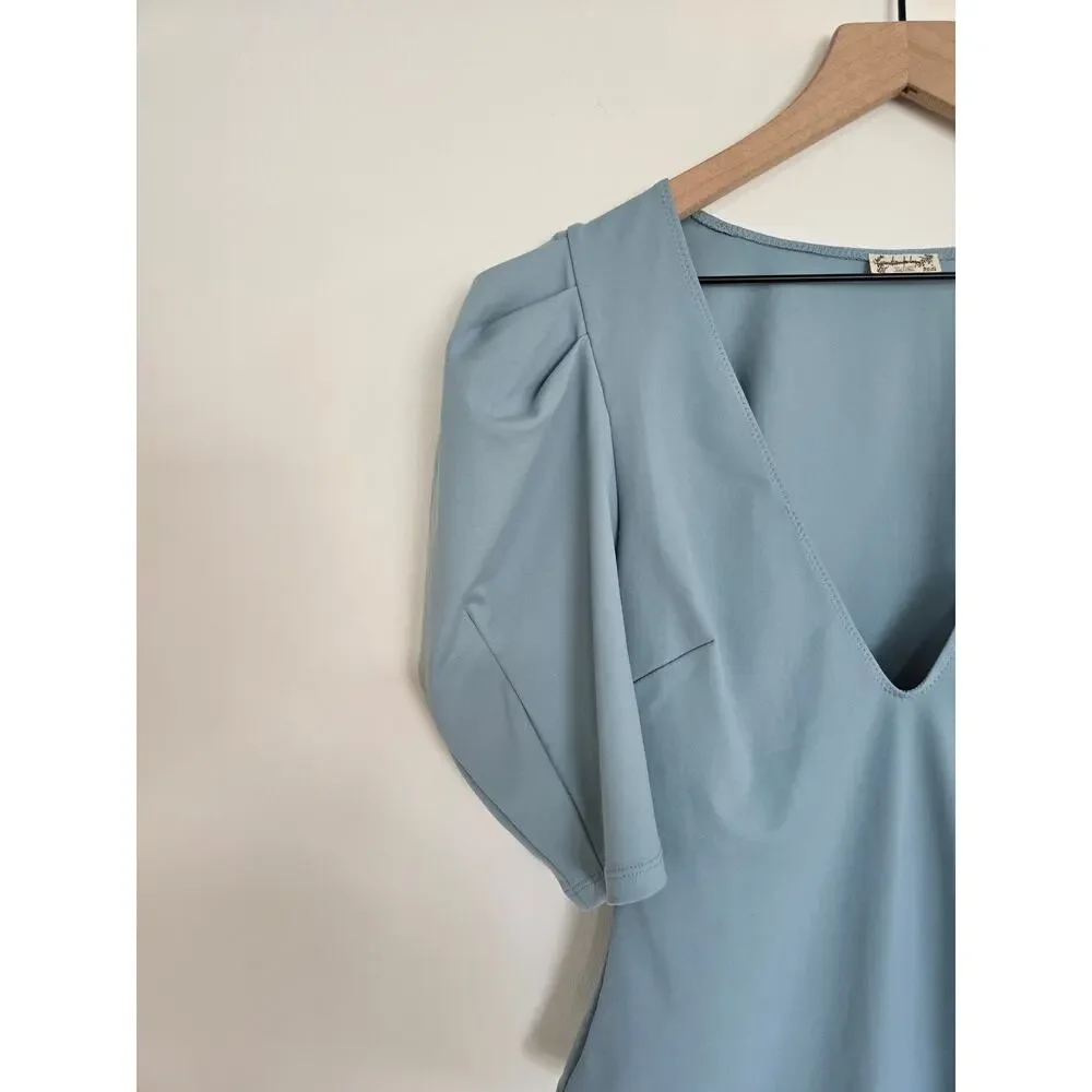 Free People Va Va Voop Bodysuit Blue Puff Sleeve Deep V NWOT Size M - Picture 4 of 6